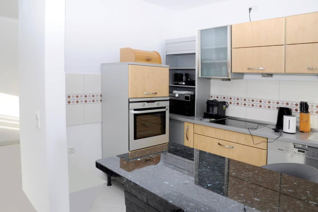 Traumhafte Kurstadt Apartment Moderne 2Zkb Balkon Pkw Stellplatz Bad Nauheim Eksteriør billede