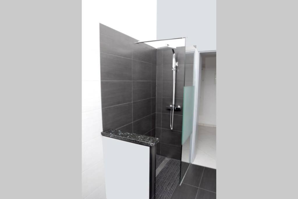 Traumhafte Kurstadt Apartment Moderne 2Zkb Balkon Pkw Stellplatz Bad Nauheim Eksteriør billede