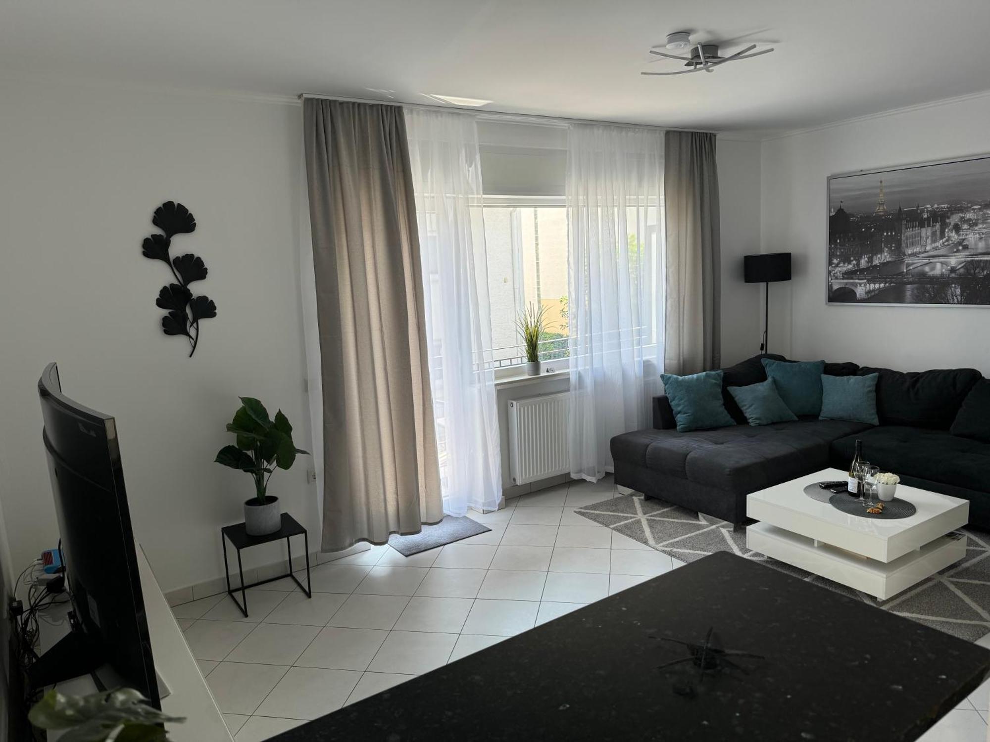 Traumhafte Kurstadt Apartment Moderne 2Zkb Balkon Pkw Stellplatz Bad Nauheim Eksteriør billede